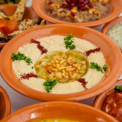 عنوان محصول را در این قسمت می نویسیم نام محصول